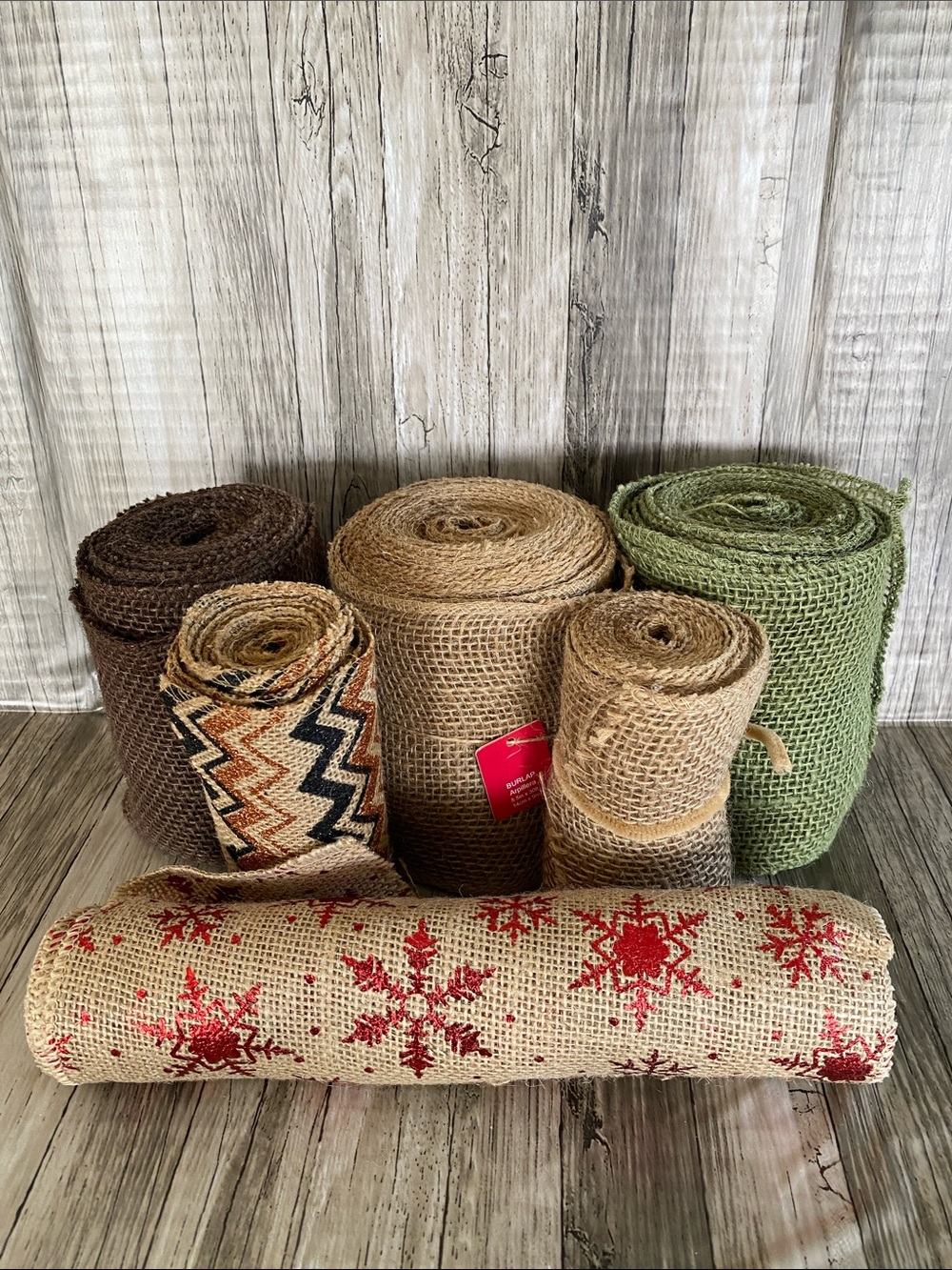 BUNDLE—6 ROLLS OF BURLAP